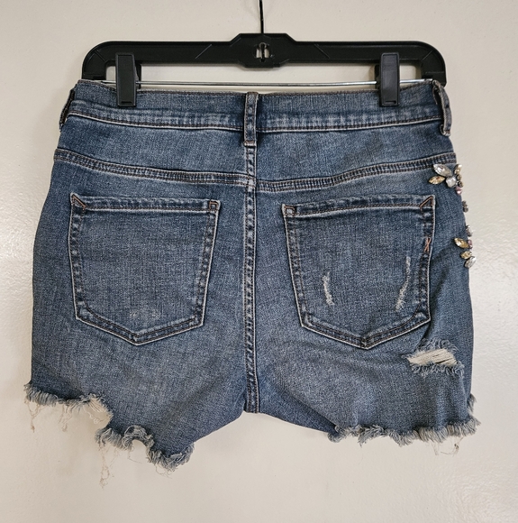 Express High Rise Distressed Rhinestone Embellished Shortie - Size 2 - Picture 8 of 8